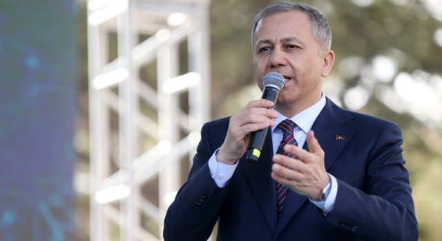 İçişleri Bakanı Ali Yerlikaya'ya Yönelik İstifa Çağrısı: "Zerre Kadar Devlet Adamıysan...