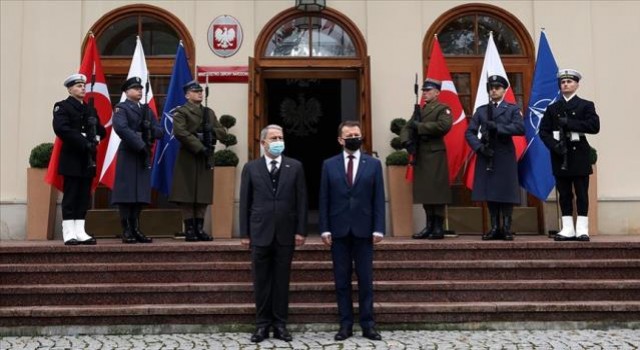 Polonya, Türkiye'den yeni silah sistemleri almak için heyet gönderecek