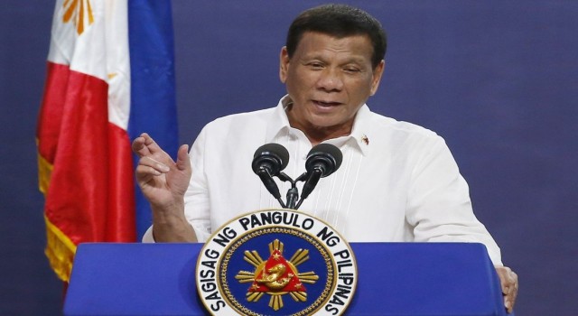 Rodrigo Duterte siyaseti bıraktığını açıkladı
