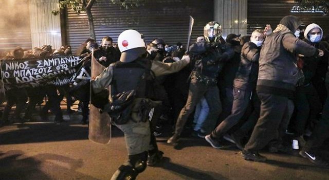 Yunanistan'da polis hırsızlık yapan bir genci öldürdü! Halk sokaklara döküldü