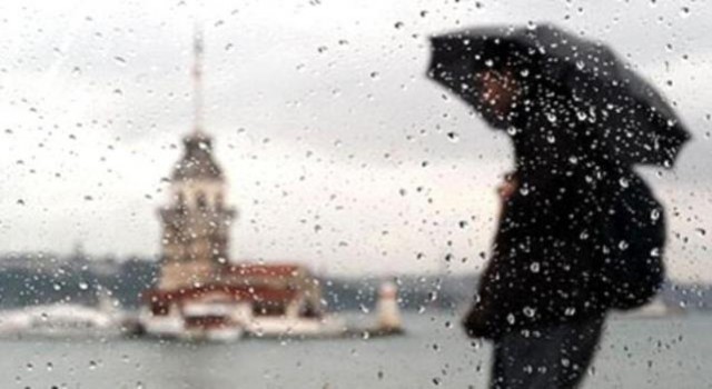 İstanbul'da yağmur ve fırtına etkisini bugün de sürdürecek!