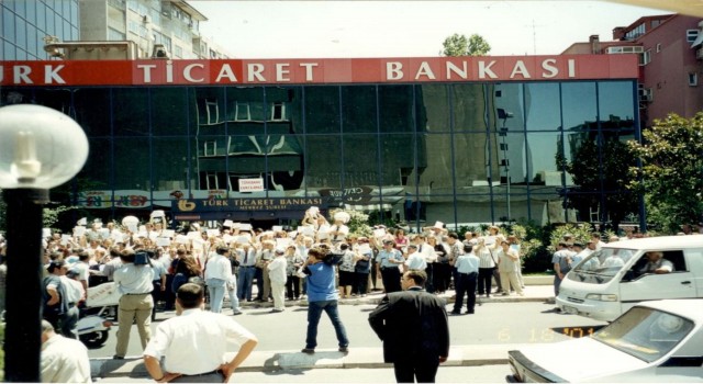 Türk Ticaret Bankası geri dönüyor