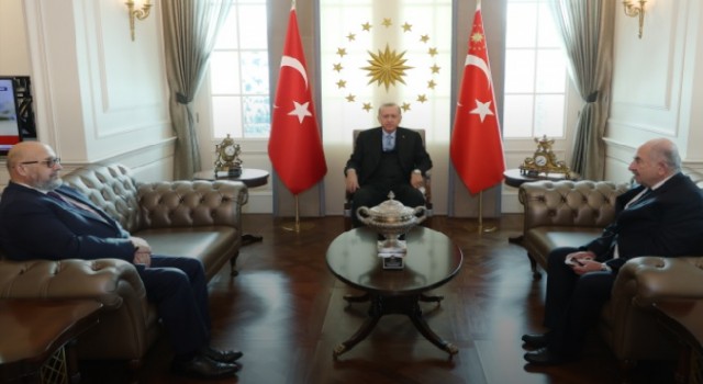 Cumhurbaşkanı Erdoğan, Ermeni Vakıflar Birliği Başkanı Şirinoğlu’nu kabul etti