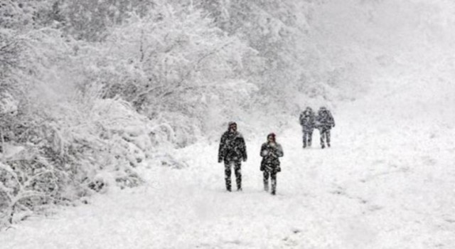 İstanbul'a yoğun kar yağışı geliyor! Meteoroloji'den hava durumu açıklaması