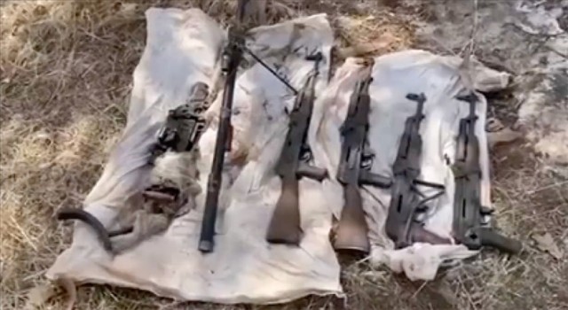 Pençe-Kilit Operasyonu bölgesinde teröristlerin kullandığı çok sayıda silah ele geçirildi