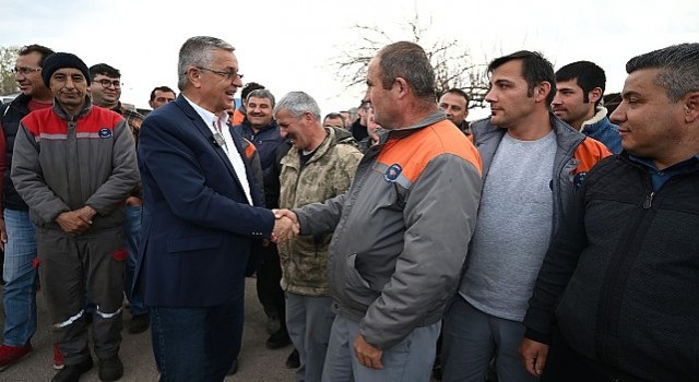 Başkan Topaloğlu personele seslendi; “Kimsenin adamı olmayın”