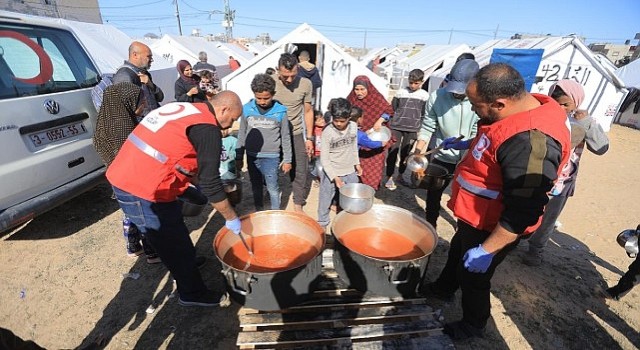 Kızılay’ın Gazze Gemisi Mısır’a Ulaştı