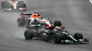 İstanbul Park'ta zafer Valteri Bottas'ın!