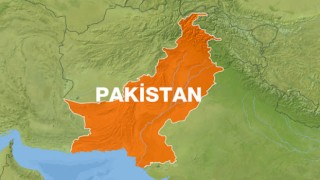 Pakistan'da Şiddetli Deprem
