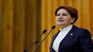 Meral Akşener Korona oldu