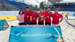 Dünya Plaj Güreşi Şampiyonası'nda Türk sporcular 2 altın 2 gümüş madalya aldı