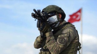 Askerimizi şehit eden teröristlere operasyon! 8 PKK'lı etkisiz hale getirildi