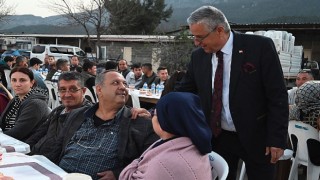 Başkan Topaloğlu’ndan belediye personeline iftar yemeği