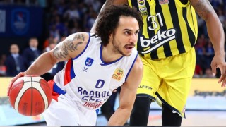 Fenerbahçe'de Shane Larkin transferi gündeme geliyor