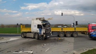 Tekirdağ'da TIR, yolcu otobüsüne çarptı: 5 ölü, 10 yaralı